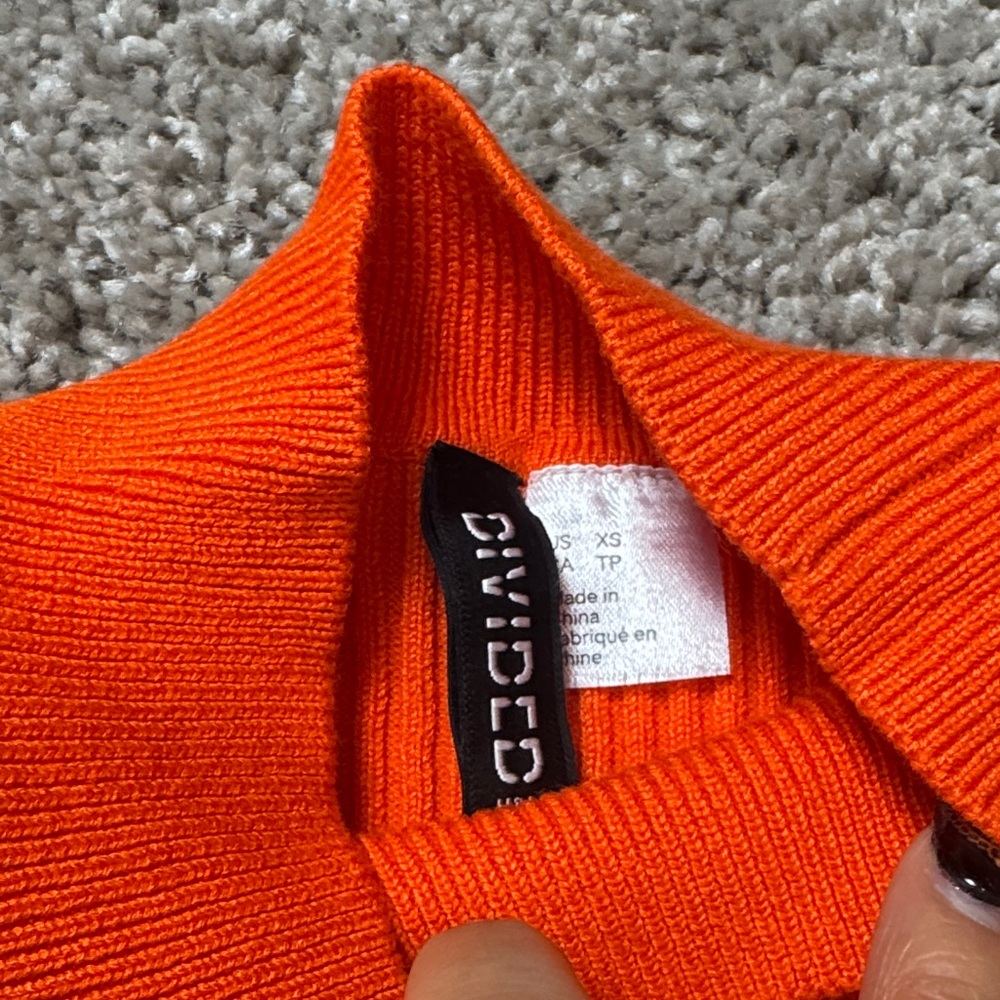 H&M Orange Ribbed Tank Top - Picture 2 of 3